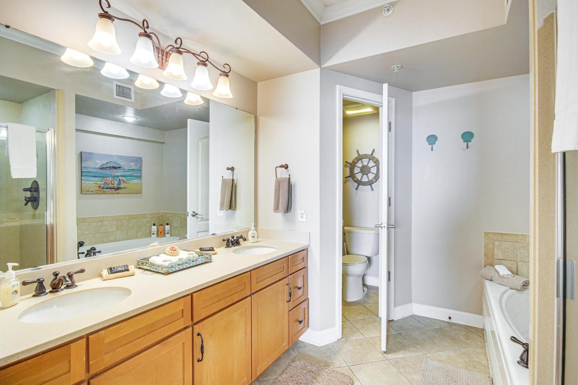 Sleek Gulfport Condo With Ocean Views And Pool Access! 외부 사진