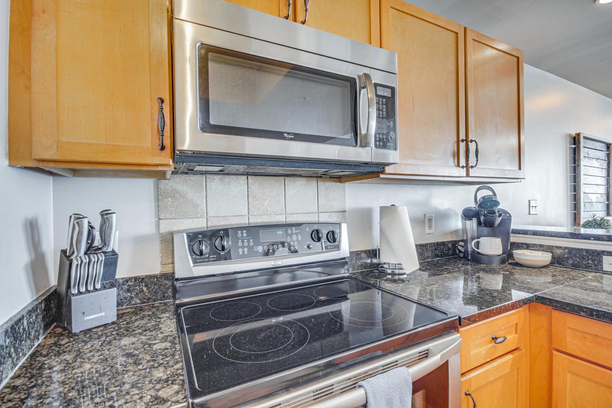 Sleek Gulfport Condo With Ocean Views And Pool Access! 외부 사진